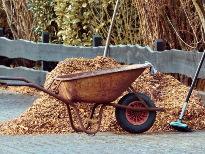 pile of mulch