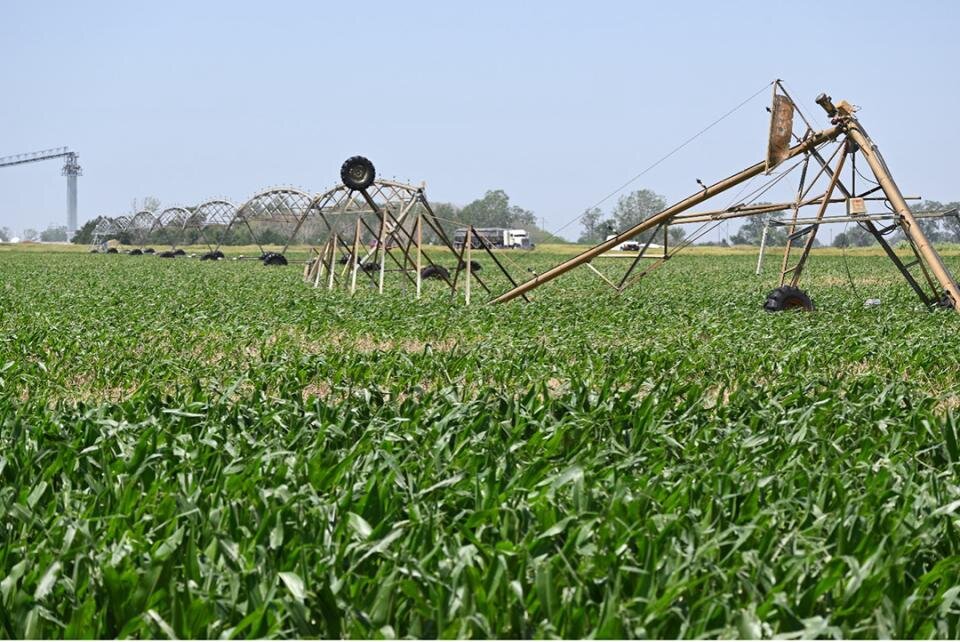 center pivot damaged in field